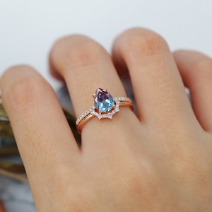 Vintage Morganite engagement ring set art deco moissanite ring set Rose gold half eternity diamond bridal set anniversary promise ring set Lab alexandrite