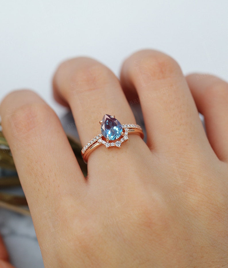 Vintage Morganite engagement ring set art deco moissanite ring set Rose gold half eternity diamond bridal set anniversary promise ring set Lab alexandrite