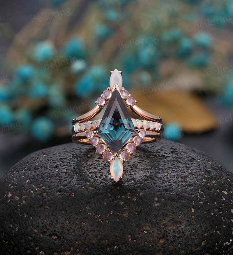 Vintage Alexandrite engagement ring set Rose gold kite ring set unique marquise opal rings art deco moonstone bridal set anniversary ring 