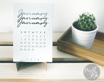 2018 Calendar | Printable Desk Calendar 2018 | Calendar Template PDF | Instant Download | Monthly Calendar | Black&White | English/Spanish