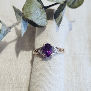 10k yellow gold amethyst and diamond ring