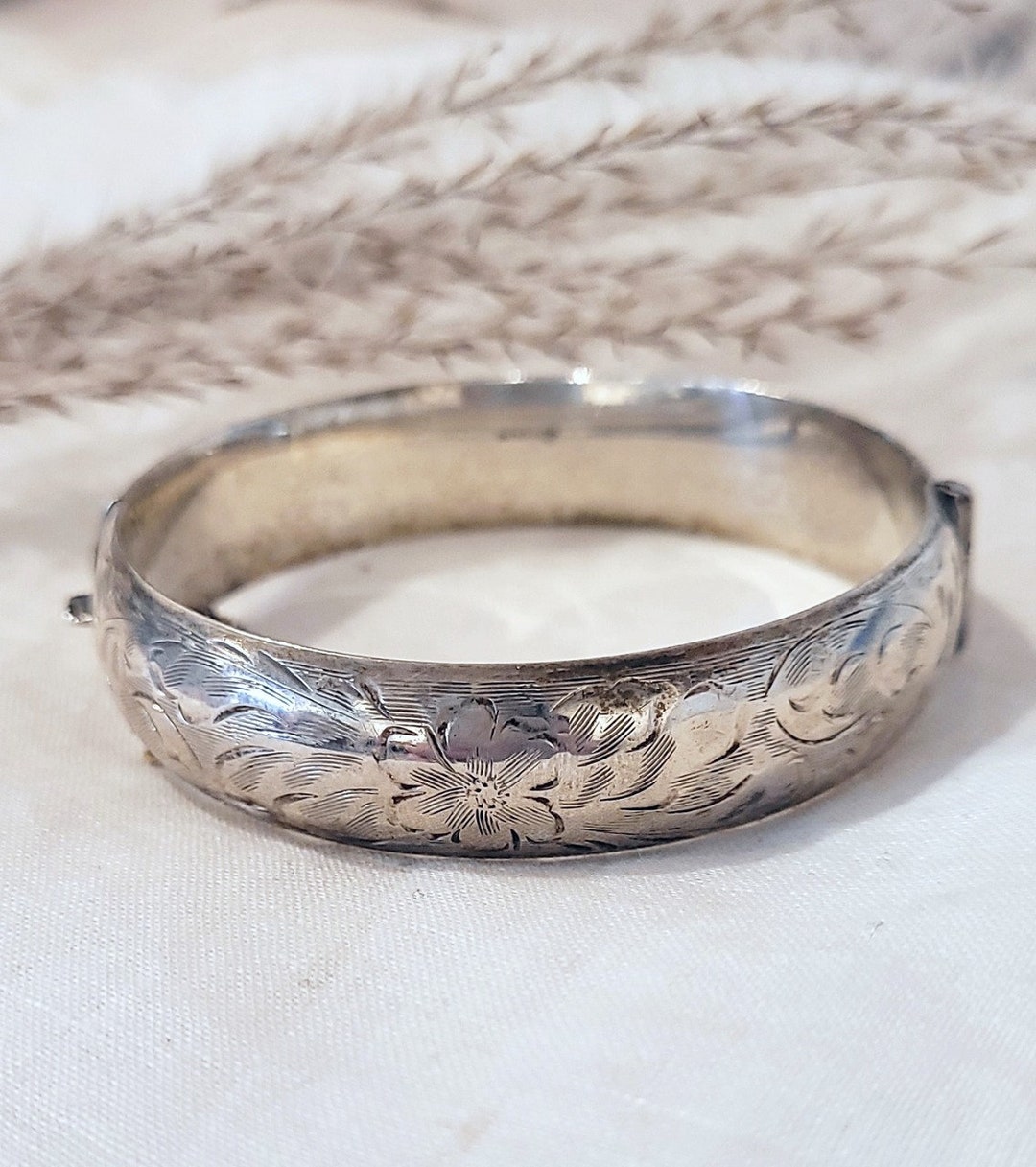Sterling Silver Vintage Bangle Bracelet, Circa 1960 - Etsy Sterling Silver Vintage Bangle Bracelet, Circa 1960 - Etsy