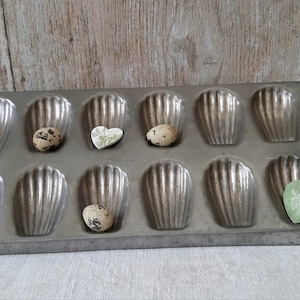 Large French baking tin * Madelaine - cake tin * approx. 50s * Shabby - Brocante - country house * farmhouse * France - ambience