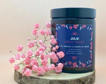 Julie Candle – Cassis Freesie