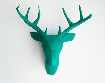 Trophée tête de cerf géométrique en papier