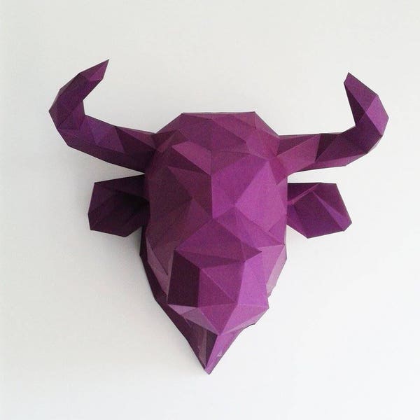 Trophée tête de taureau géométrique en papier