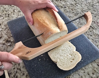 Couteau à pain en merisier, couteau en bois, bread knife, scie à pain, bread saw