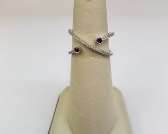18K white gold diamond ruby ladies fashion ring