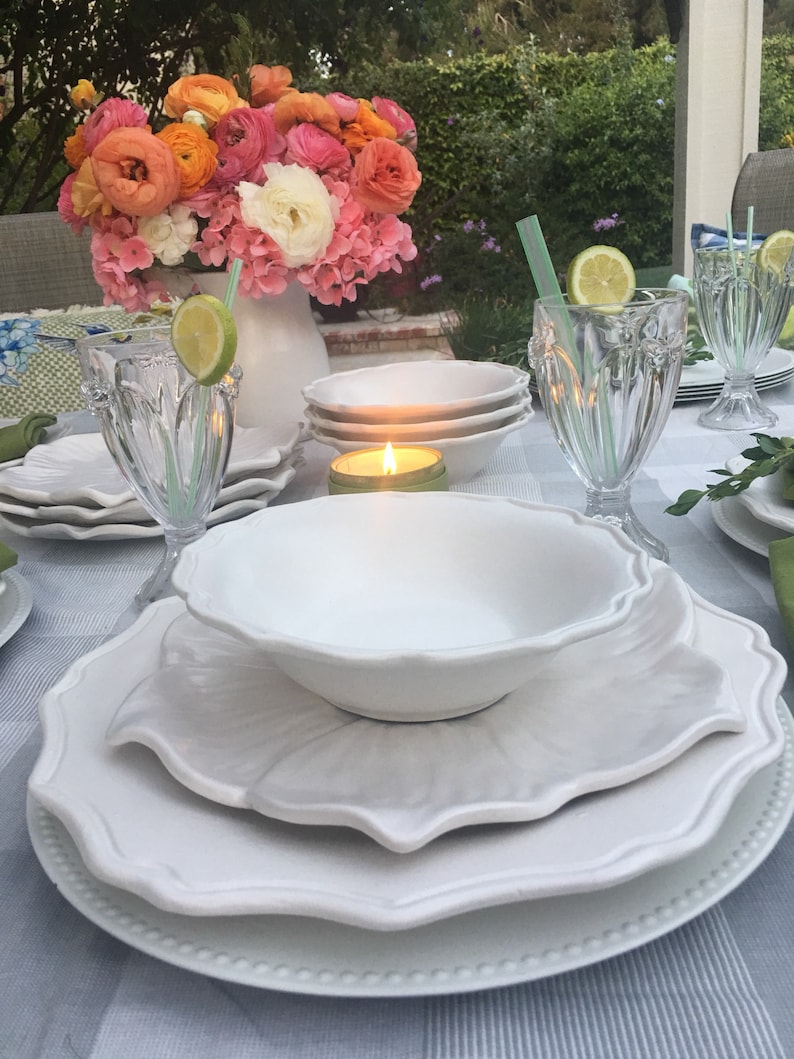 Scalloped Plate White Dinnerware Plates Farmhouse Dinnerware Plate Cottage Dinnerware Dinnerware Dinner Plate