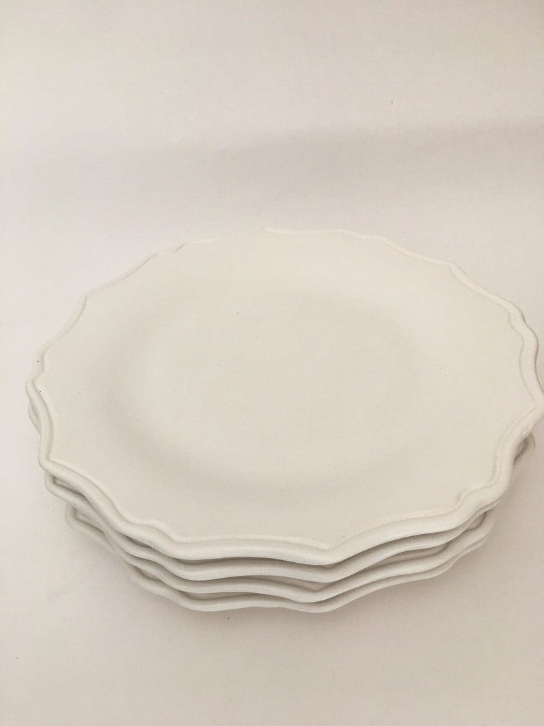 Scalloped Plate White Dinnerware Plates Farmhouse Dinnerware Plate Cottage Dinnerware Dinnerware Dinner Plate