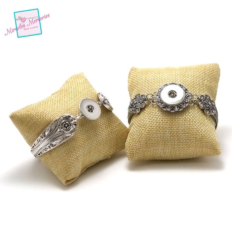 1 présentoir ou coussin porte bijoux pour bracelet coussin, coloris au choix beige en lin