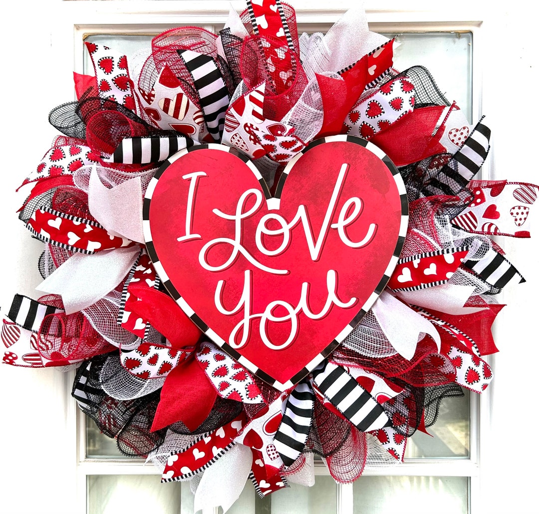 Valentine's Day Wreath Valentine's Day Heart Wreath