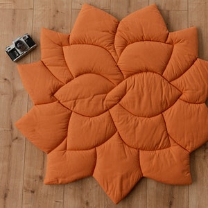 Flower play mat, leaf play mat, baby play mat, nursery floor mat, kids room carpet