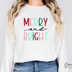 Fröhlich und hell SVG, fröhlich SVG, helles SVG, Weihnachts-Shirt, Weihnachtsbecher, Weihnachtszitat, Cricut, Silhouette