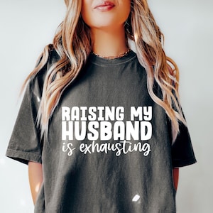 Mijn man opvoeden is vermoeiend SVG, sarcastische vrouw svg, mevrouw sarcasme, vrouw citaat, png PNGEgg