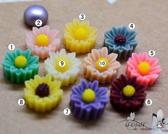 Lot of 5pcs of 000Reflowers, 10mm, Flower,Cabochons,color,Earrings, necklaces, jewelry, stockings