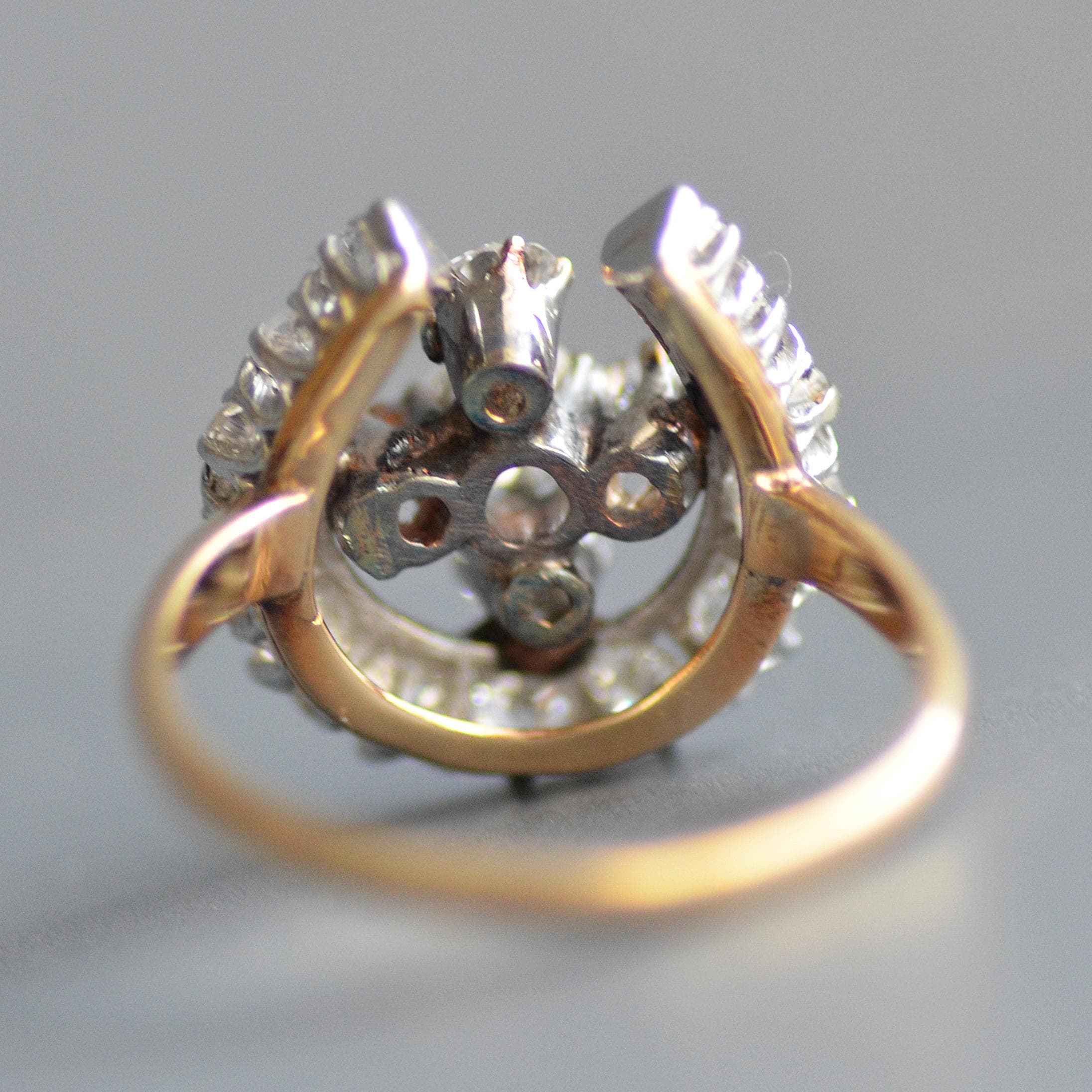 アンティークビクトリア朝時代の2.57カラットのオールドマインカット