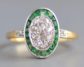 Antique French Art Deco emerald and rose cut diamond ring in 18k gold & platinum
