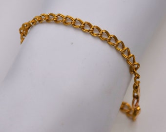 14k Bracelet, 14k Gold Curb Chain Bracelet, Woman's Gold Bracelet, Light Bracelet, Gift For Her, Gold Investment, Fashion Jewelry