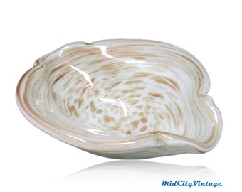 Blown Glass Ashtray by the Fratelli Toso - 1950s | Murano Art Glass | Italian Glassware