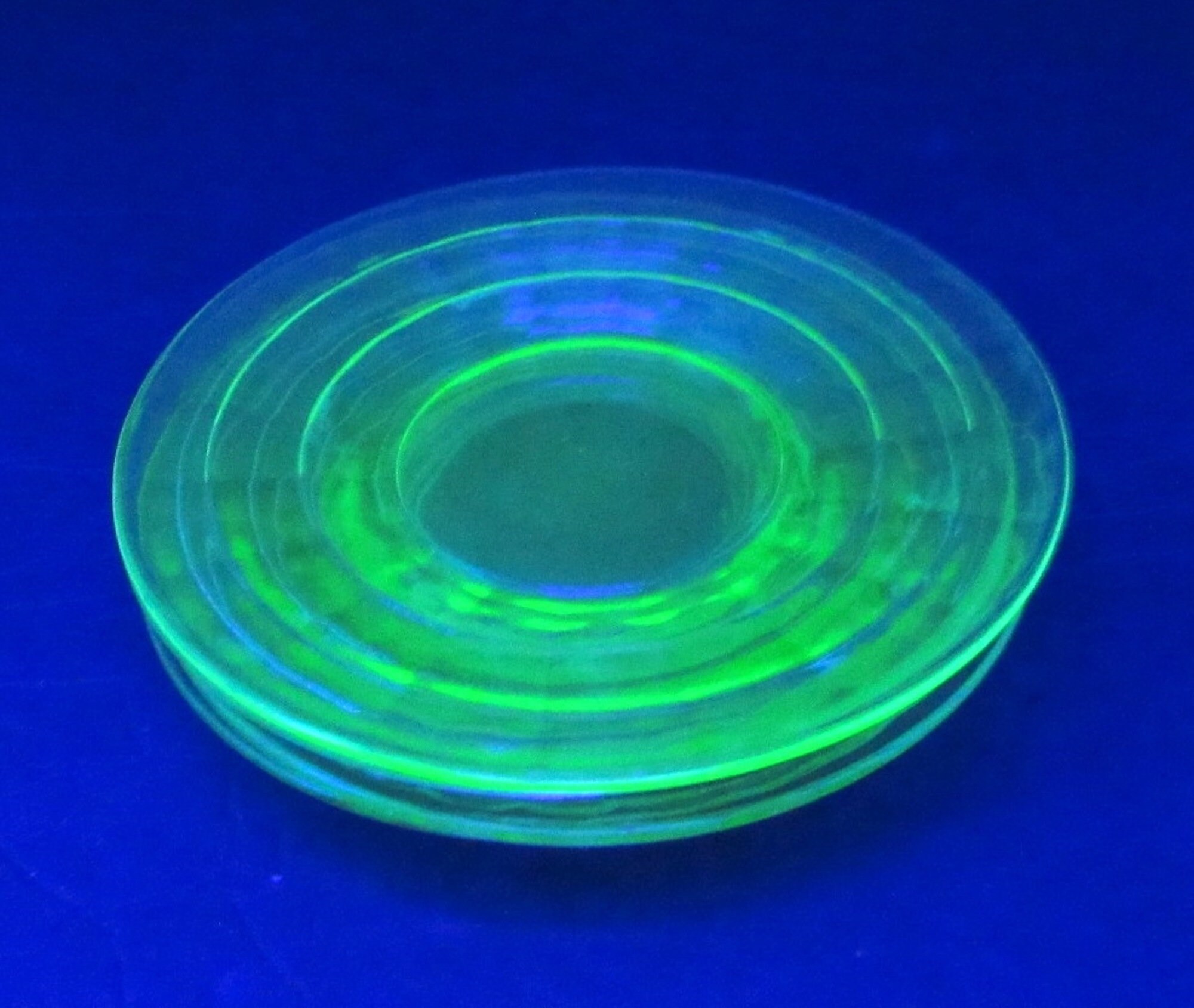 Vintage 1930s Anchor Hocking Block Optic Uranium Glass Lunch Plates vintage-1930s-anchor-hocking-block-optic-uranium-glass-lunch-plates