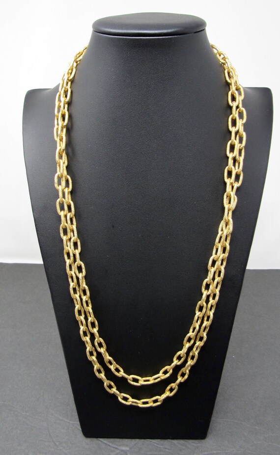 Monet Textured Gold-tone Metal Chain LInk Necklac… - image 2