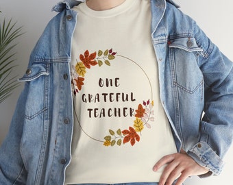 Una camiseta de maestro agradecido {camiseta de Acción de Gracias, camiseta de maestro, camiseta de otoño}