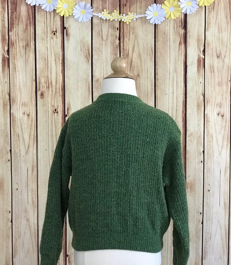 YOUNG VERSACE Vintage 1990's Girl's Ragg Wool Cardigan, Classic Green Sweater with Silver Medusa Head Buttons, Size 5/6Y image 4