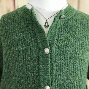 YOUNG VERSACE Vintage 1990's Girl's Ragg Wool Cardigan, Classic Green Sweater with Silver Medusa Head Buttons, Size 5/6Y image 2