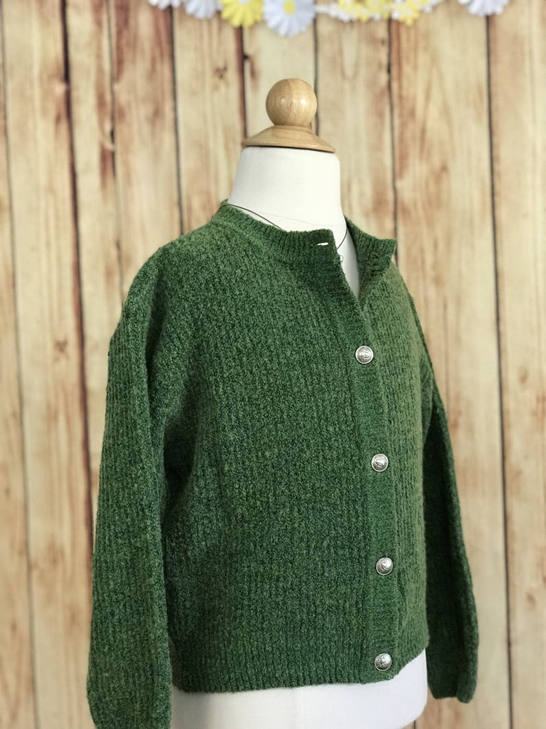 YOUNG VERSACE Vintage 1990's Girl's Ragg Wool Cardigan, Classic Green Sweater with Silver Medusa Head Buttons, Size 5/6Y image 3