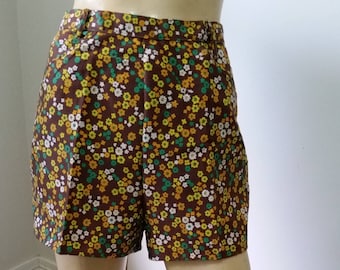 Love these 1970's hot pants