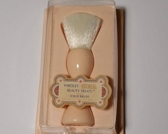 Yardley Rare Vintage Collectible Oatmeal Beauty Treats Scrub Brush 1960's