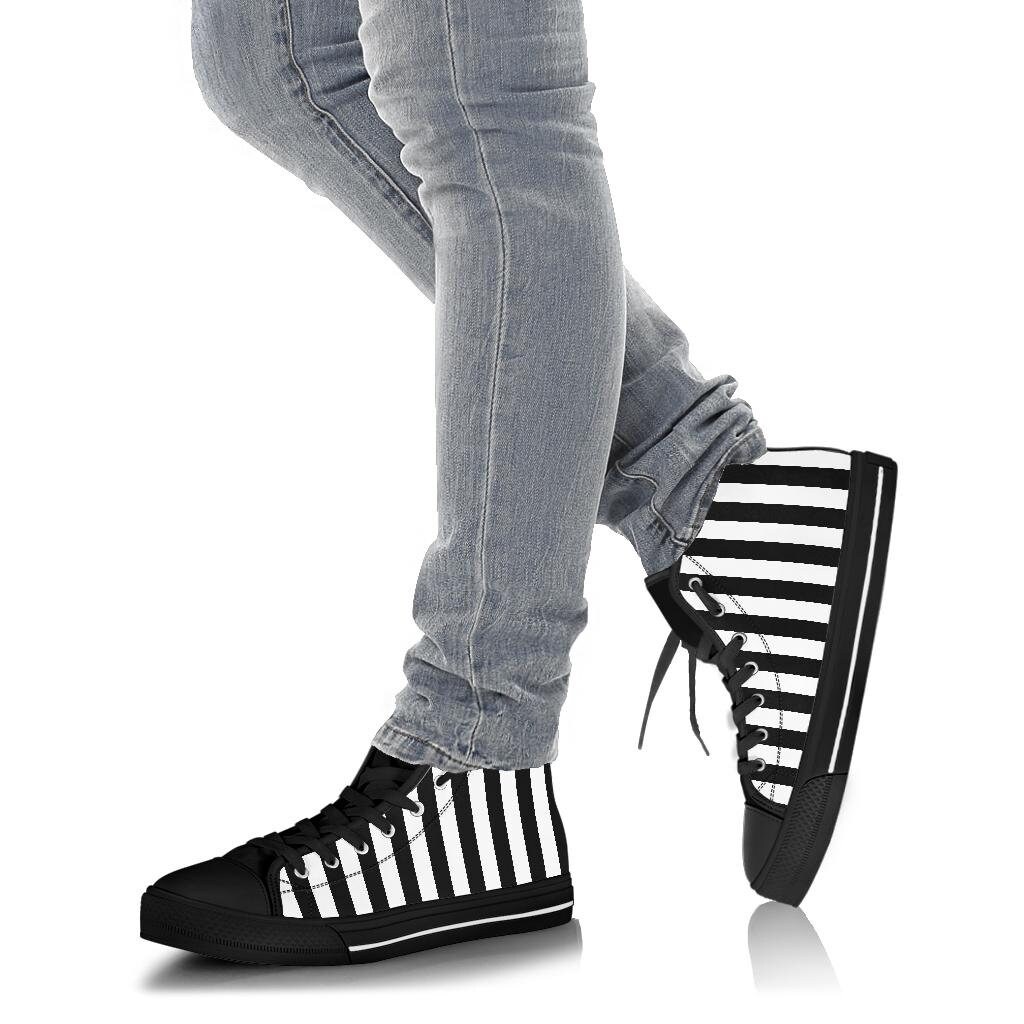 Zapatillas altas a rayas para hombre y mujer zapatillas negras con rayas blancas y negras zapatillas negras Jailbird Beetlejuice Etsy Espana