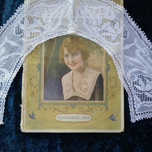 RARE Antique MARY CARD 1918 Design Filet Hand Crochet  Daffodil Collar