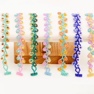 Multi Color Seed Bead Bracelet, Adjustable Seed Bead Bracelet, Mexican Huichol Daisy Flower Vine Bracelet