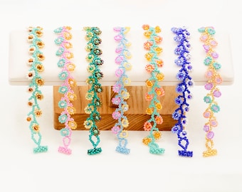 Multi Color Seed Bead Bracelet, Adjustable Seed Bead Bracelet, Mexican Huichol Daisy Flower Vine Bracelet