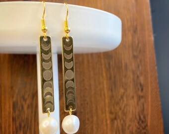 Natural White Pearl Moon Phase Earrings