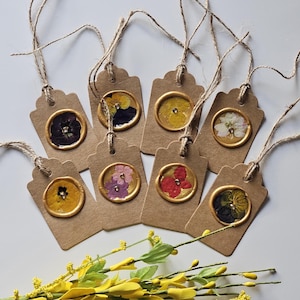 Flower Gift Tags, Real Pressed Flower Gift Tags, Wax Seal Gift Tags, Floral Gift Labels, Cute Present Gift Tags, Pretty Floral Gift Tags