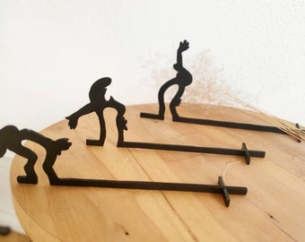 La Linea - Happy - A poser | Wood Art La Linea - Happy - A poser | Wood Art