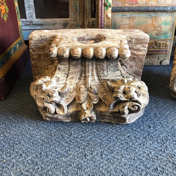 Bougeoir vintage avec base en teck ancien et recyclé, sculpté à la main