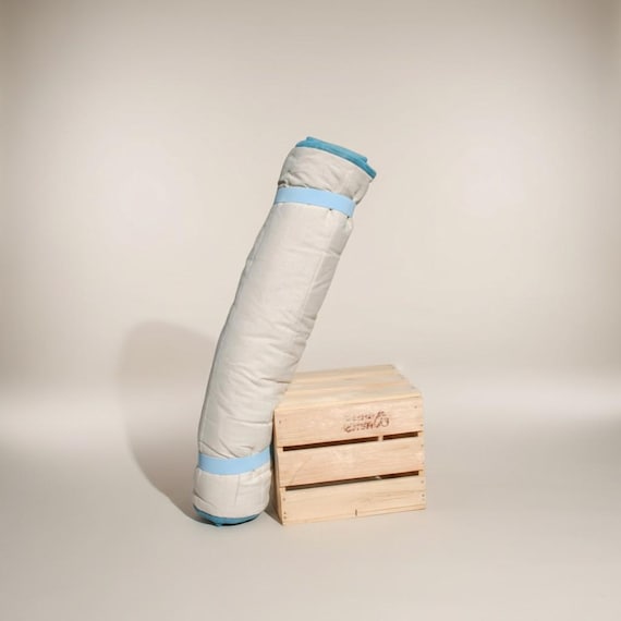 Hemp Yoga Mat with Elastic Straps, Padded Meditation Mat, Natural Floor Mat for Yoga and Stretching, Washable at 30C