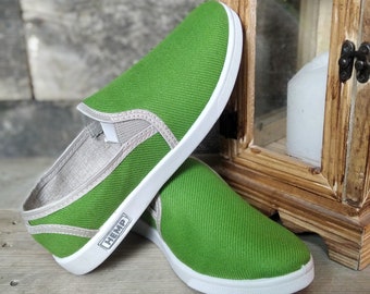 Hemp shoes for men, Green slip-ons