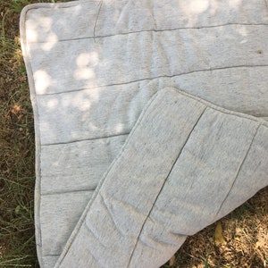 Hemp rug with hemp filler