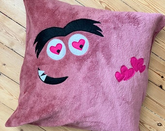 Coussin amoureux à câliner