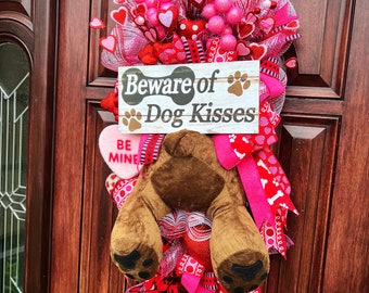 Beware of Dog Kisses Door Swag/ Dog Lovers/ Front Door/ Dog Wreath/ Wreaths
