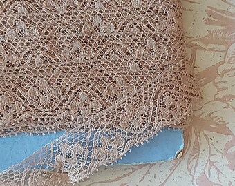 Old Calais lace cotton mocha coffee with milk, lace from the 1960s, 2m15 piece