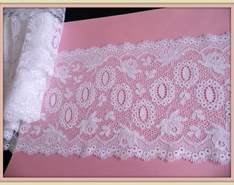 1m10 of Calais Lace in burgundy color, non-stretchable, 20 cm very fine and light lace, couture creations