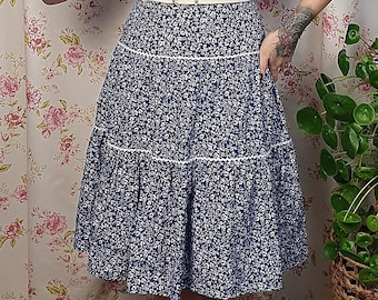 Dark blue and white romantic ditsy tiered floral pattern a line skirt - UK 6 - 1940s 1950s style - 80s does 40s cottagecore ric rac skirt
