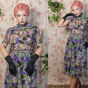 Purple green fuchsia abstract floral print sleeveless pointy collar summer lightweight dress - UK8-10 - 1940s 1950s style - 80s does 50s