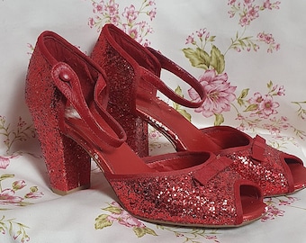 AS IS Red glitter quirky mary jane style pumps -  UK6/EU39- vintage repro 1940s 1950s red shoes - pin up rockabilly red glitter block heel